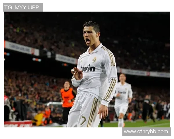 斜眼足球明星盘点那些在绿茵场上闪耀的独特风采与传奇故事