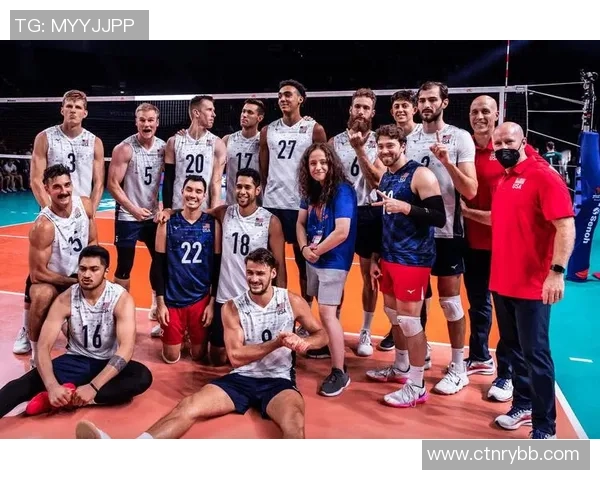 杭州羽毛球队以74分稳居冠军赛积分榜首位展现强劲实力