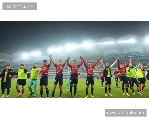 重庆羽毛球队总决赛精彩回顾展现团队力量与拼搏精神